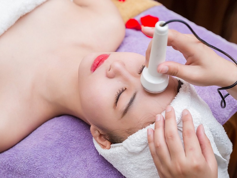 Trị mụn ở spa hết bao nhiêu tiền?